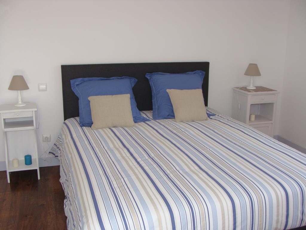 Bed and Breakfast Le Vieux Castel Goustranville Exterior foto